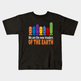 invaders of the earth t-shirt 2020 Kids T-Shirt